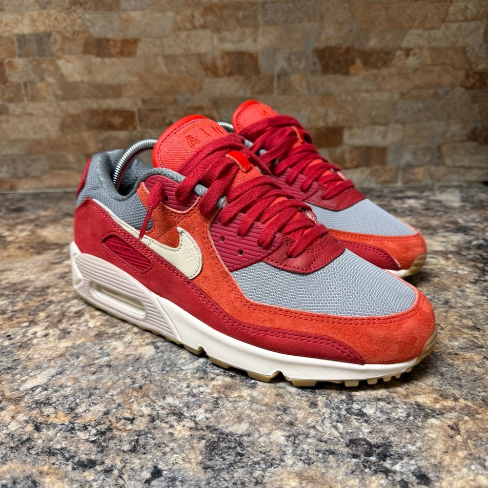 Nike Air Max 90 Premium Gym Red Sz. 10